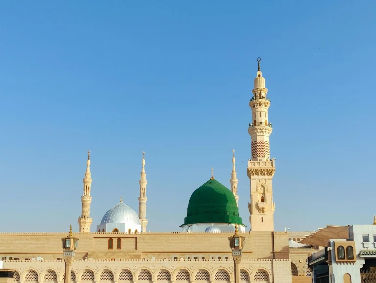 Umrah in the Age of Distraction: How to Reconnect with the Qur’an in Makkah
