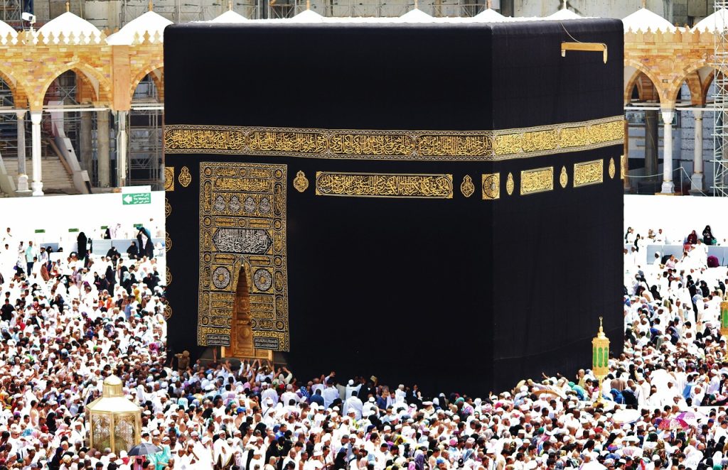 Quranic Duas to Recite During Every Stage of Umrah