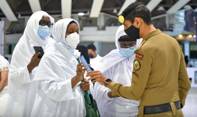 What Are the Requirements for Women to Perform Umrah?